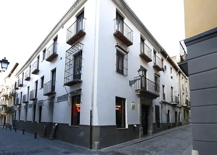 Lemon Rock Hostel