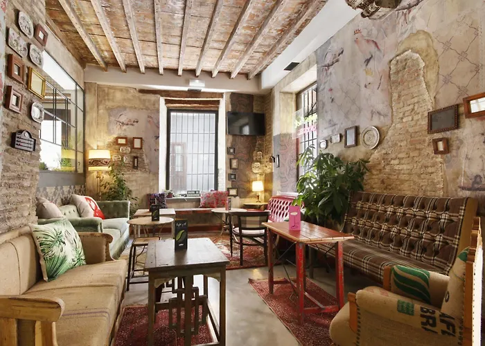 Lemon Rock Hostel